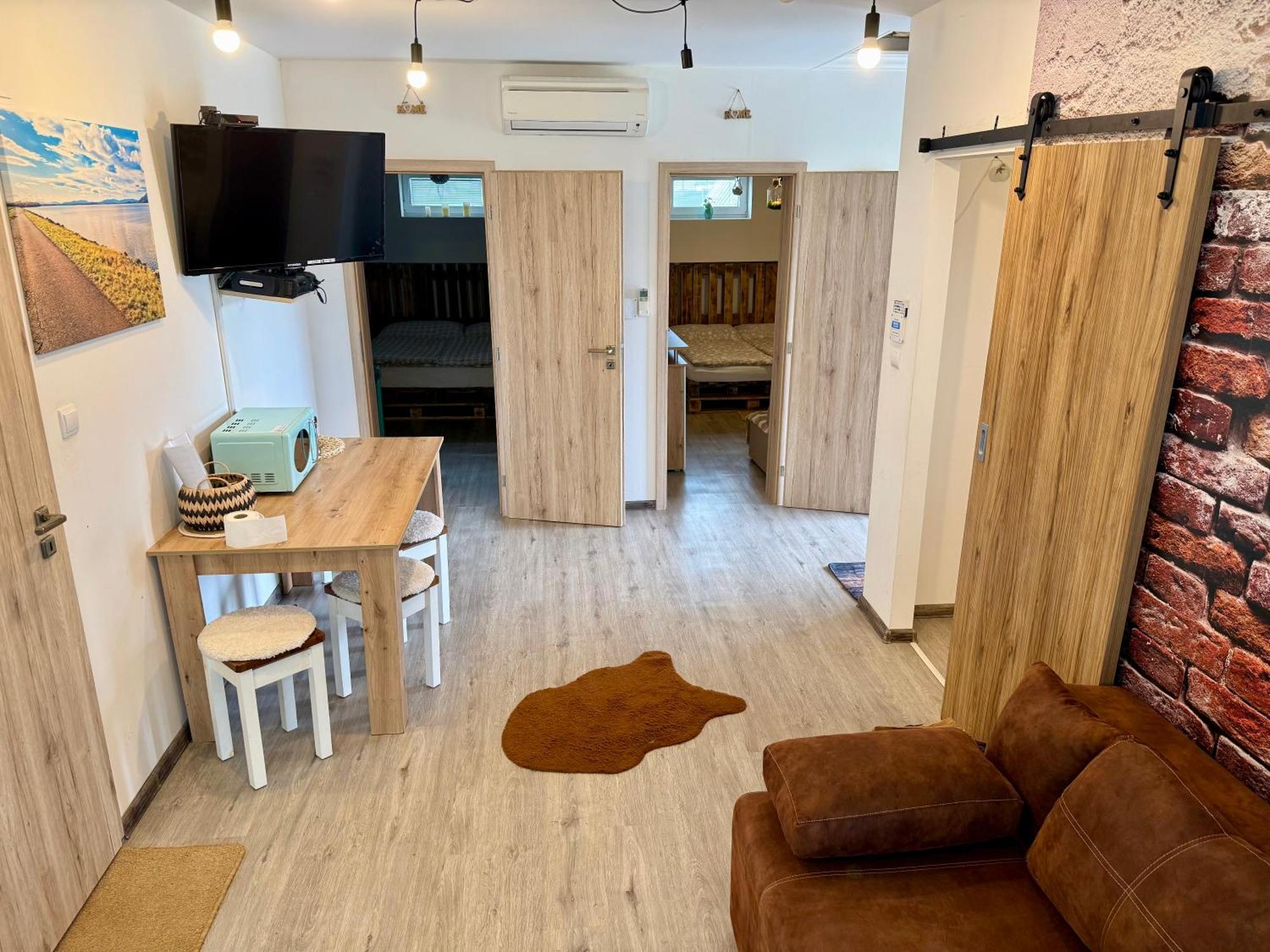 Apartmany Apollo มิคาโลเท ภายนอก รูปภาพ